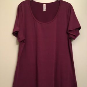 LuLaRoe Classic tee